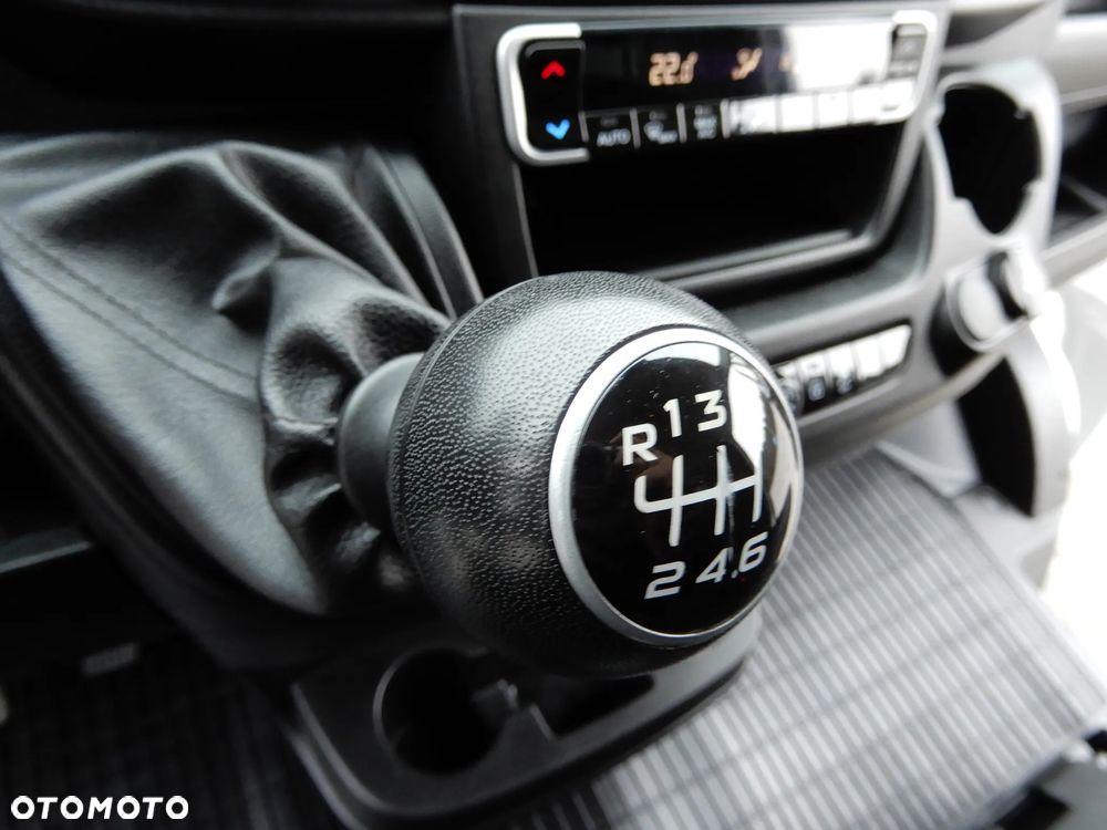 Fiat Ducato Serii 8 MAXI Wzmacniany 2.2 MultiJet3 H3-POWER 160 KM Chłodnia 4226 mm 8 Euro Palet Boczne Drzwi Agregat Zanotti -20*C Android Auto Carplay Stan Auta JAK NOWY POLECAM - 39