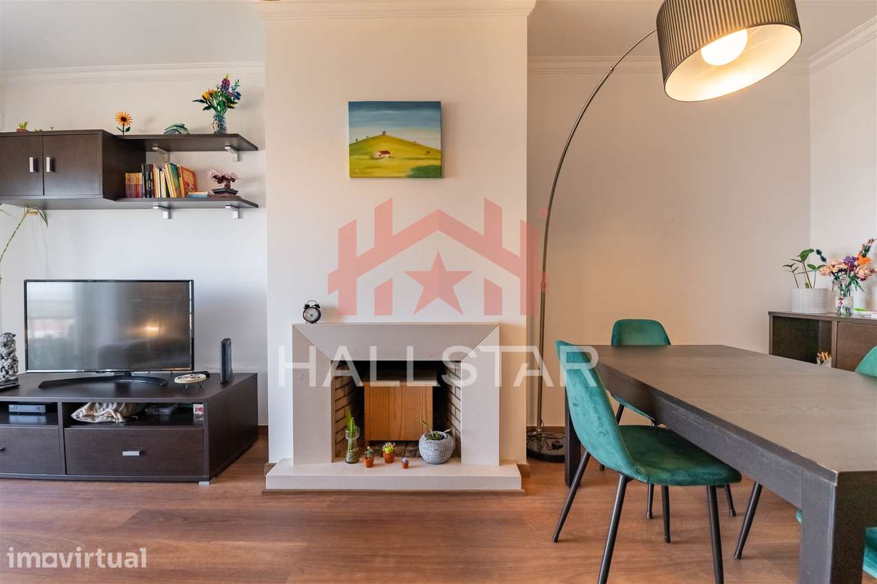 Apartamento T2 / Lugar de Estacionamento / Pataias - Grande imagem: 2/23