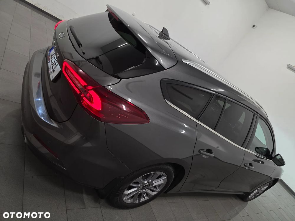 Ford Focus 1.5 EcoBlue Titanium X - 36