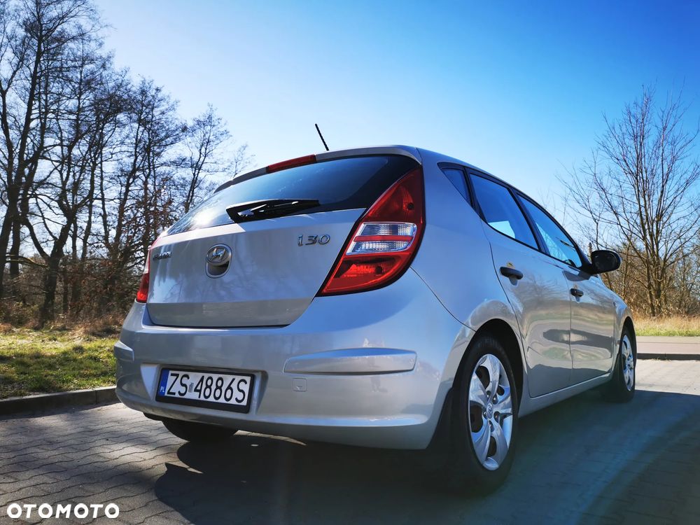 Hyundai i30 1.4 Base - 14