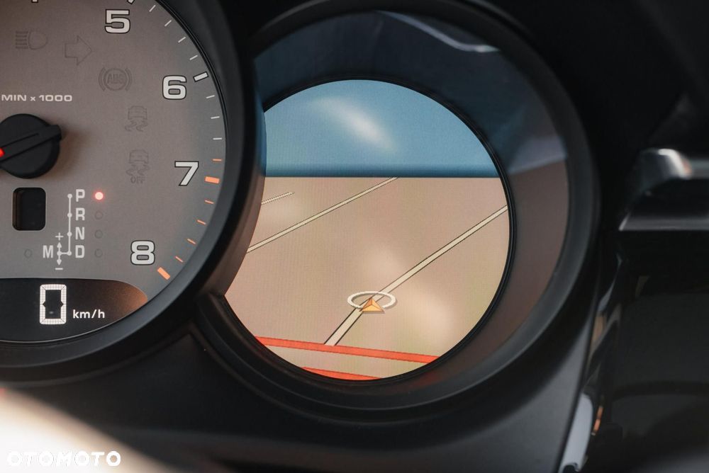 Porsche Macan S - 28