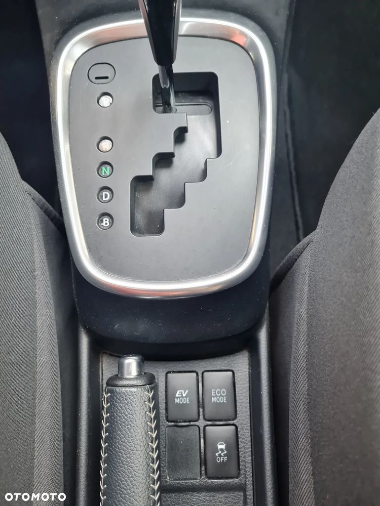 Toyota Yaris - 15