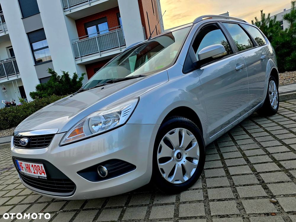 Ford Focus 1.6 16V Titanium - 1