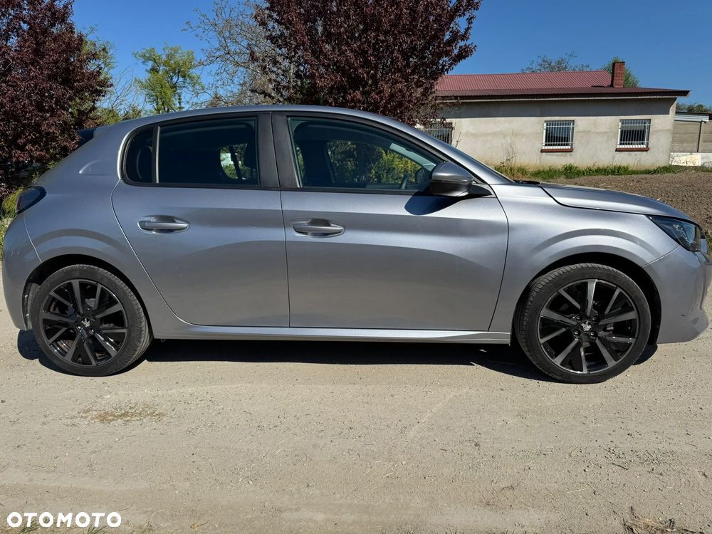 Peugeot 208 - 19