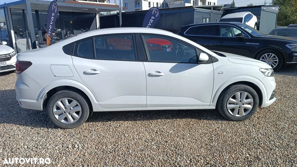 Dacia Logan TCe 90 MT6 Prestige - 4