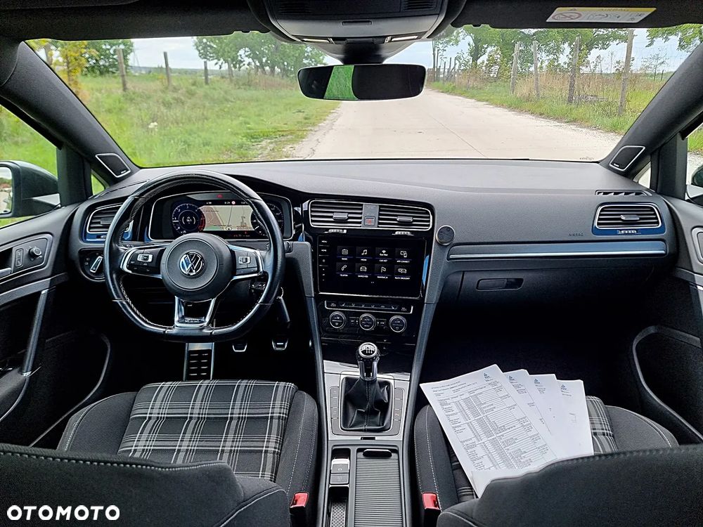 Volkswagen Golf GTD (BlueMotion Technology) - 6