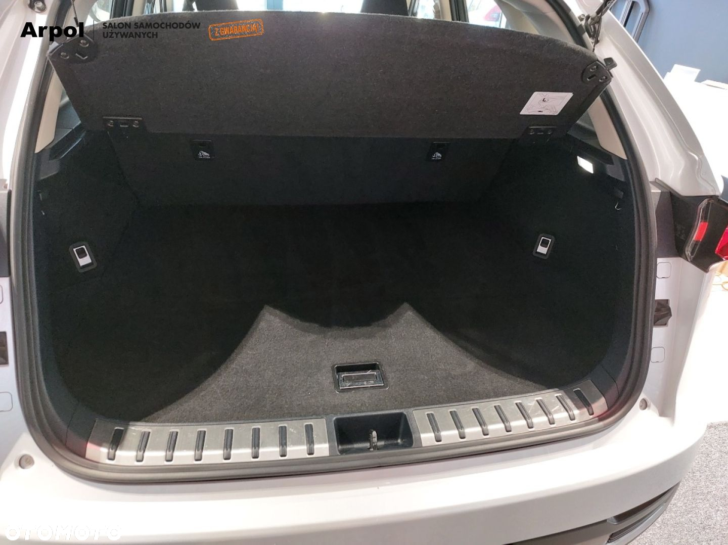 Lexus NX 300h Elegance AWD - 31