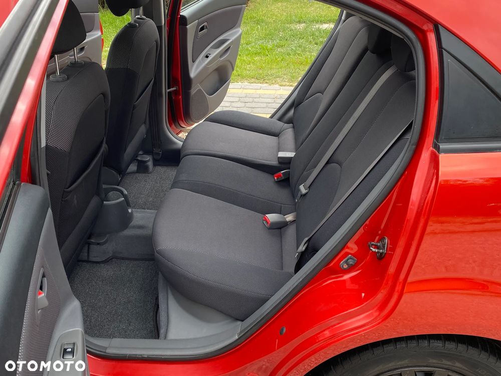 Kia Rio 1.6 Spirit - 26