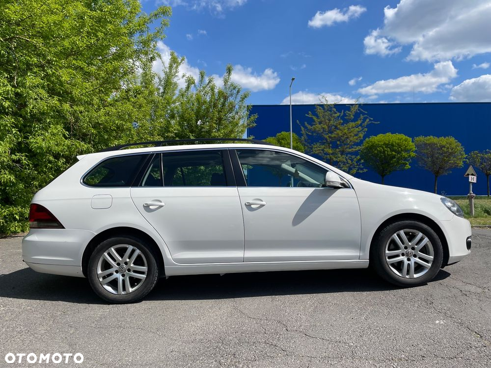 Volkswagen Golf VI 2.0 TDI Comfortline - 11