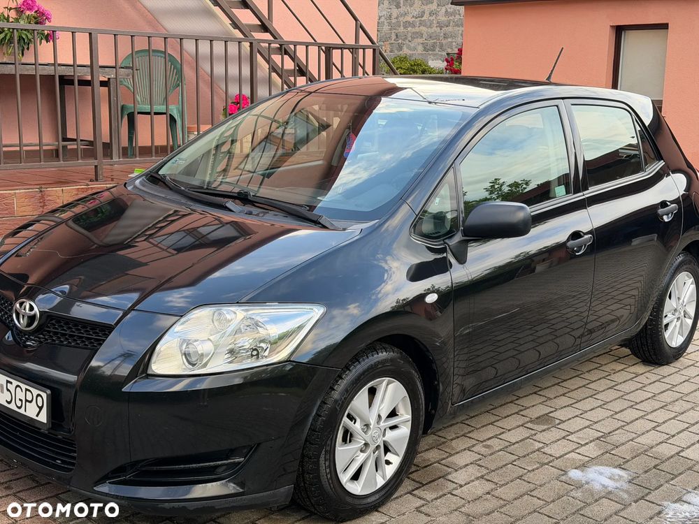 Toyota Auris 2.0 D-4D Luna - 2