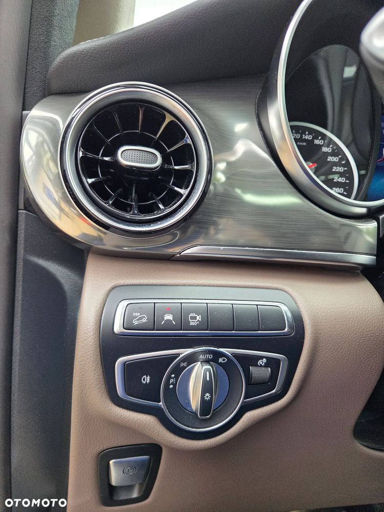 Mercedes-Benz Klasa V 300 d 4-Matic Exclusive 9G-Tronic (d³ugi) - 25