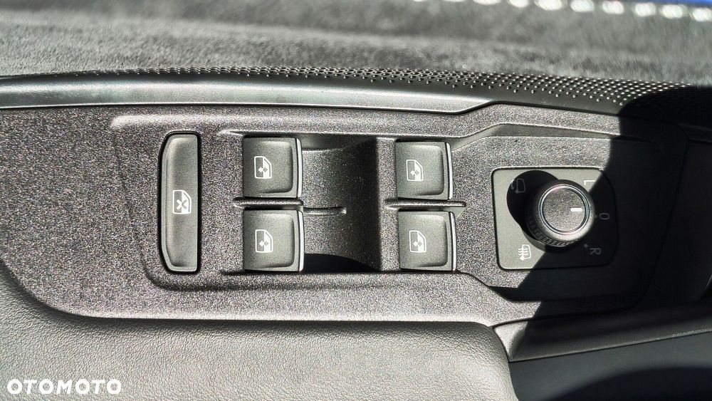 Volkswagen Tiguan - 16