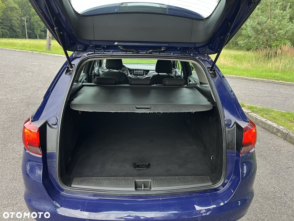 Opel Astra 1.4 Turbo Edition - 12