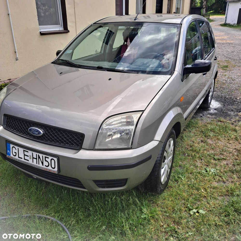 Ford Fusion - 1