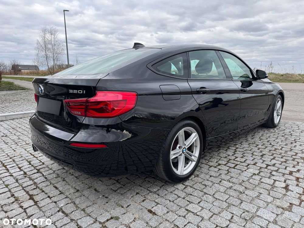 BMW 3GT 320i xDrive - 4