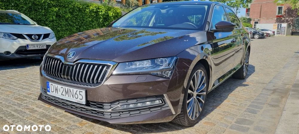 Skoda Superb 2.0 TDI SCR 4x4 L&K DSG - 2