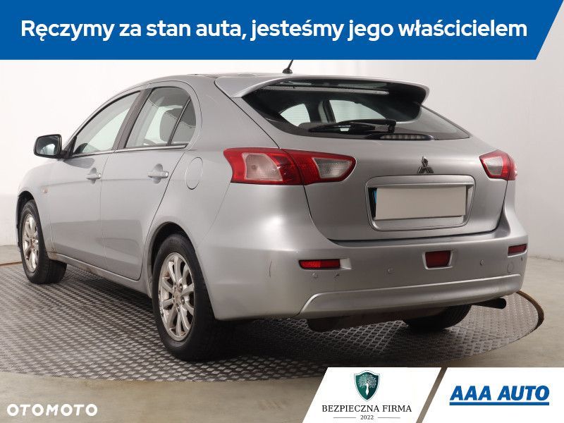 Mitsubishi Lancer - 6