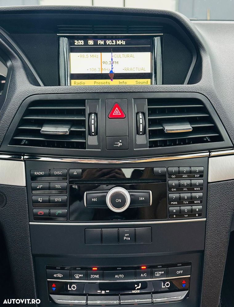 Mercedes-Benz E 220 CDI DPF BlueEFFICIENCY 7G-TRONIC Avantgarde - 25