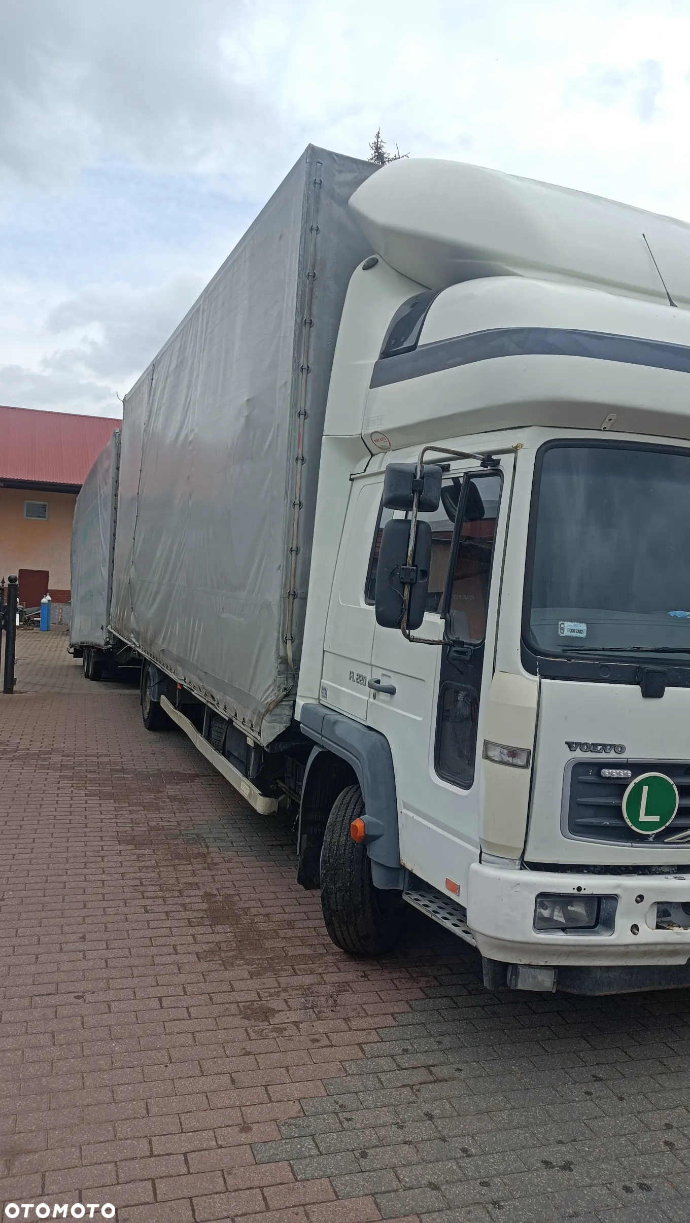 Volvo fl do przewozu słomy bali - 2