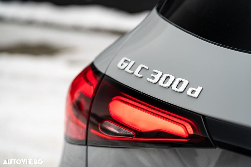 Mercedes-Benz GLC - 11