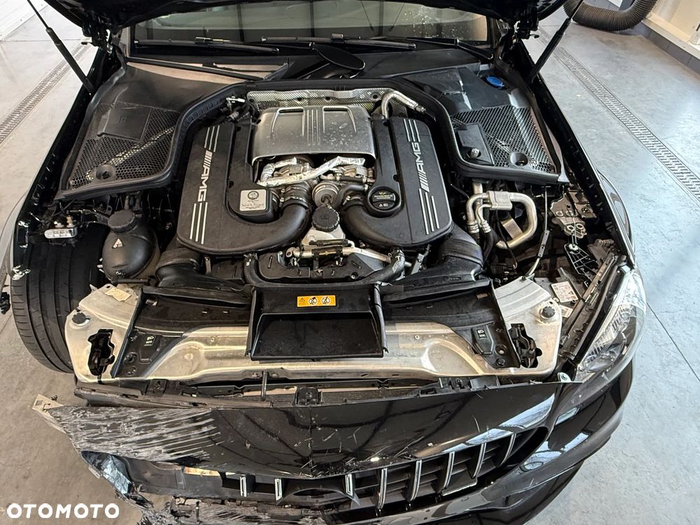 Mercedes-Benz Klasa C AMG 63 AMG Speedshift MCT 9G - 23