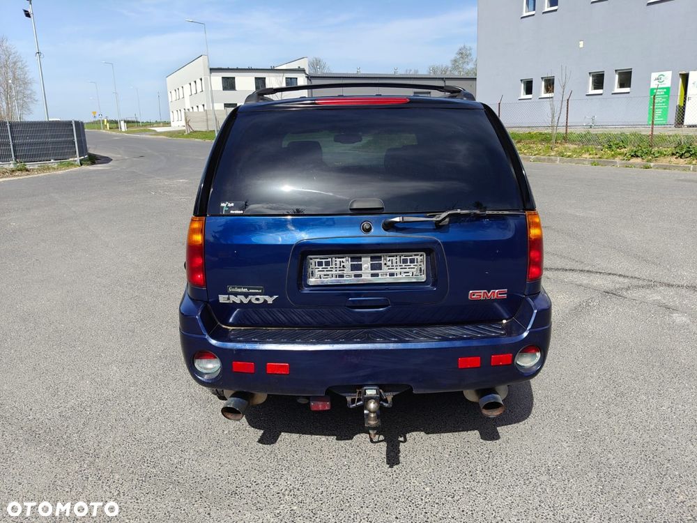 GMC Envoy - 8