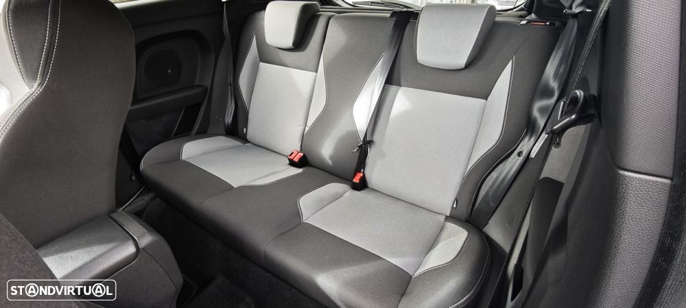 Ford Fiesta 1.6 T ST - 41