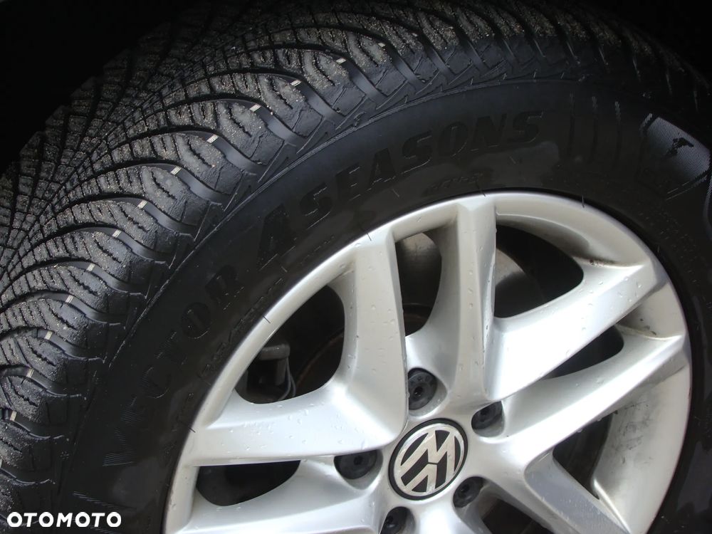 Volkswagen Tiguan 2.0 TDI DPF 4Motion Trend & Fun - 8