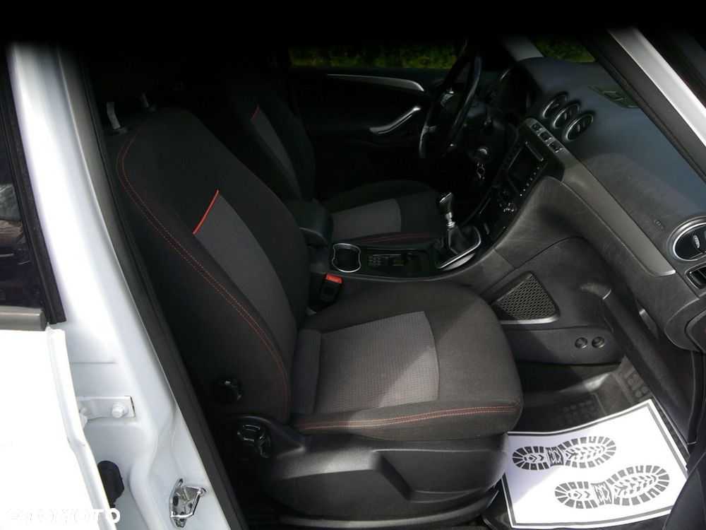 Ford Galaxy 2.0 TDCi Titanium - 26