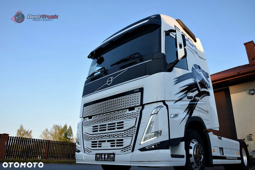 Volvo FH500  XL  |  I-SAVE |  STANDARD |  ZBIORNIKI 1220 L |  FULL LED  |  I-PARK COOL - 12