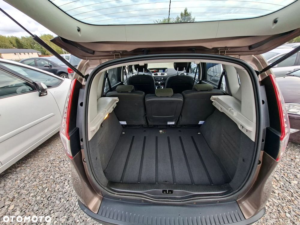 Renault Scenic 1.6 16V 110 Authentique - 12