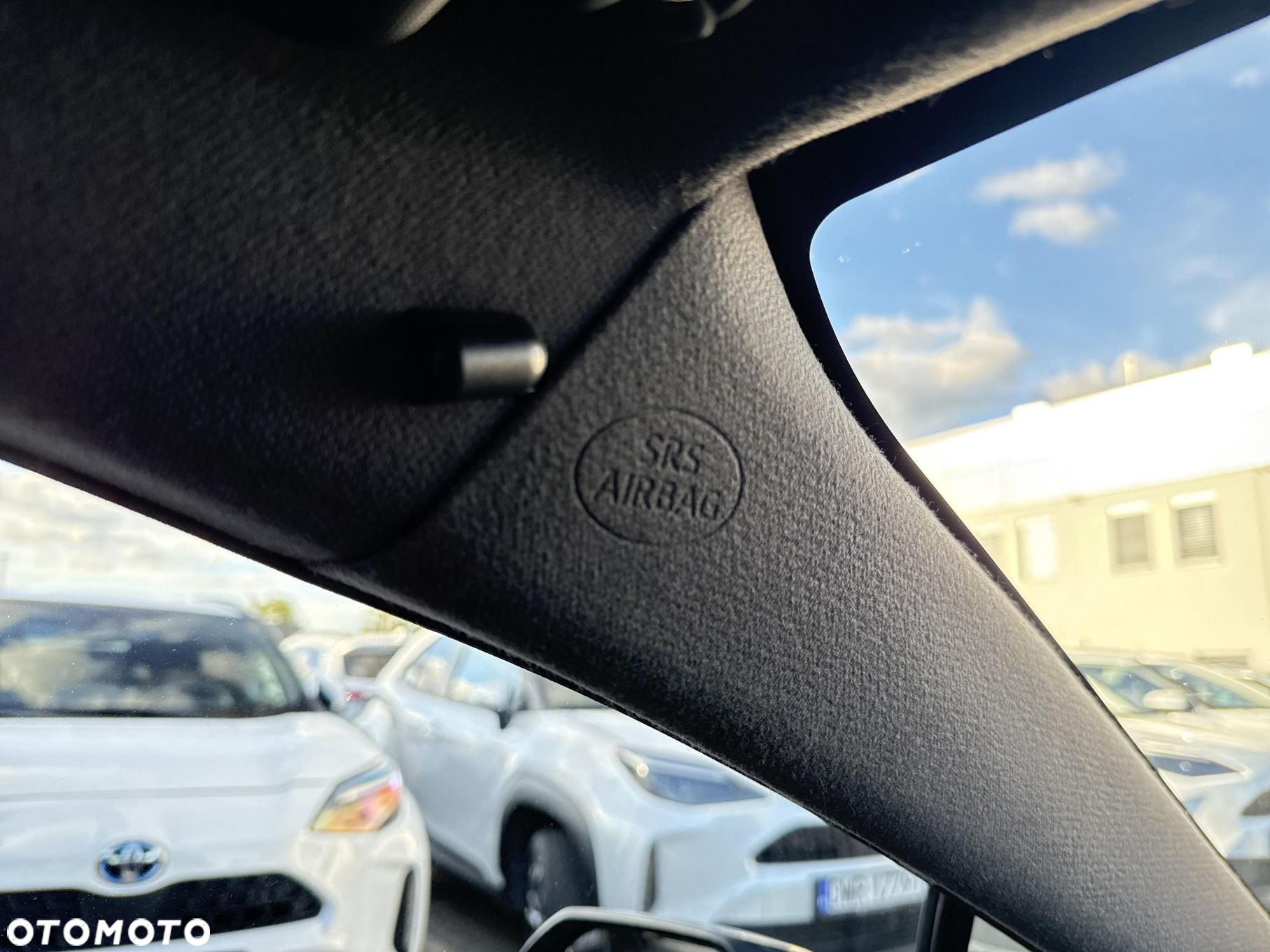 Toyota Corolla - 24