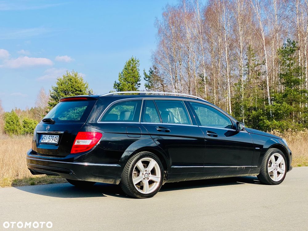 Mercedes-Benz Klasa C 180 CGI Automatik BlueEFFICIENCY Avantgarde - 13