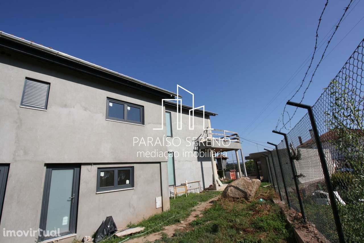 Moradia Geminada T3 - Grande imagem: 3/20