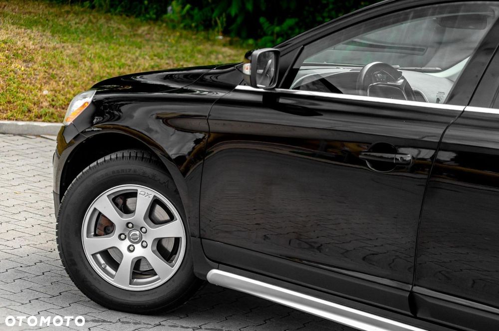 Volvo XC 60 D5 AWD Momentum - 16