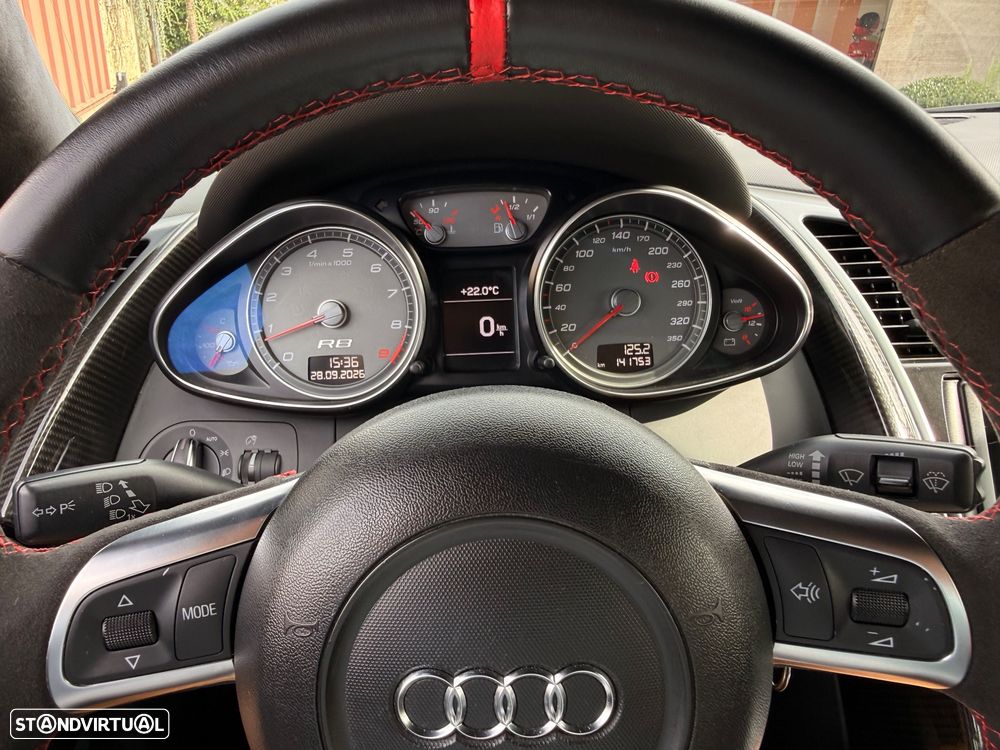 Audi R8 Coupé 4.2 FSi V8 quattro - 51