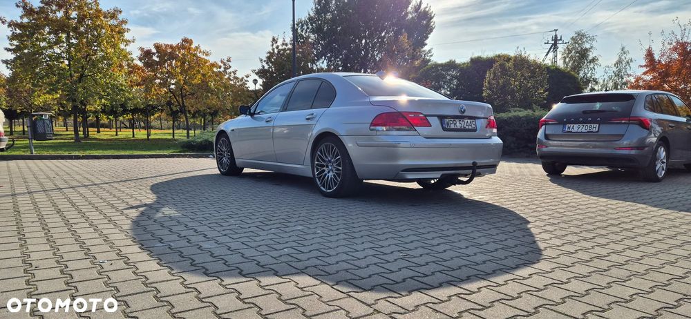BMW Seria 7 745d - 4