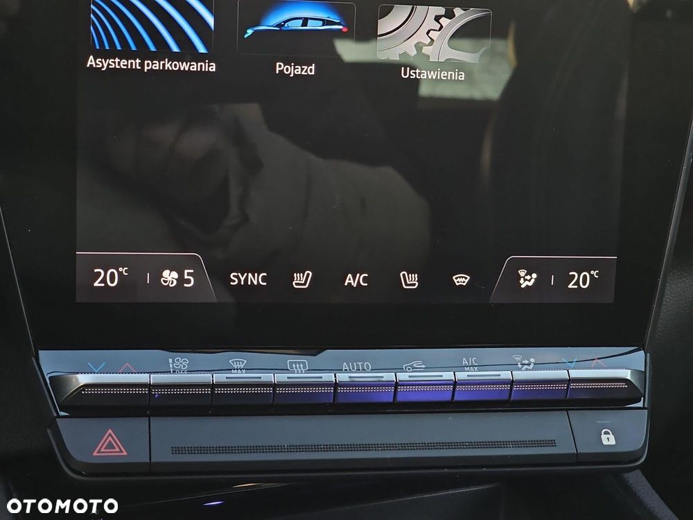 Renault Austral 1.3 TCe mHEV Techno - 26