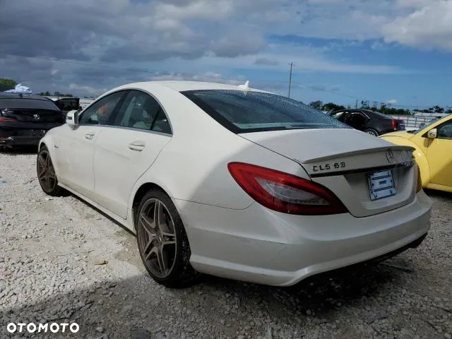 MERCEDES-BENZ CLS W218 63 AMG 5.5L V8 2012 Karoseria Części - 3