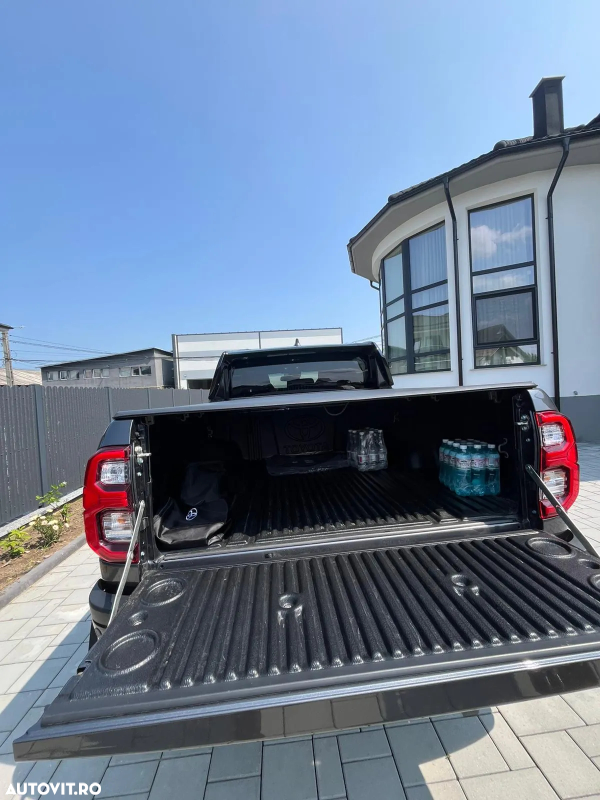 Toyota Hilux 2.8D 204CP 4x4 Double Cab AT GR Sport II - 16