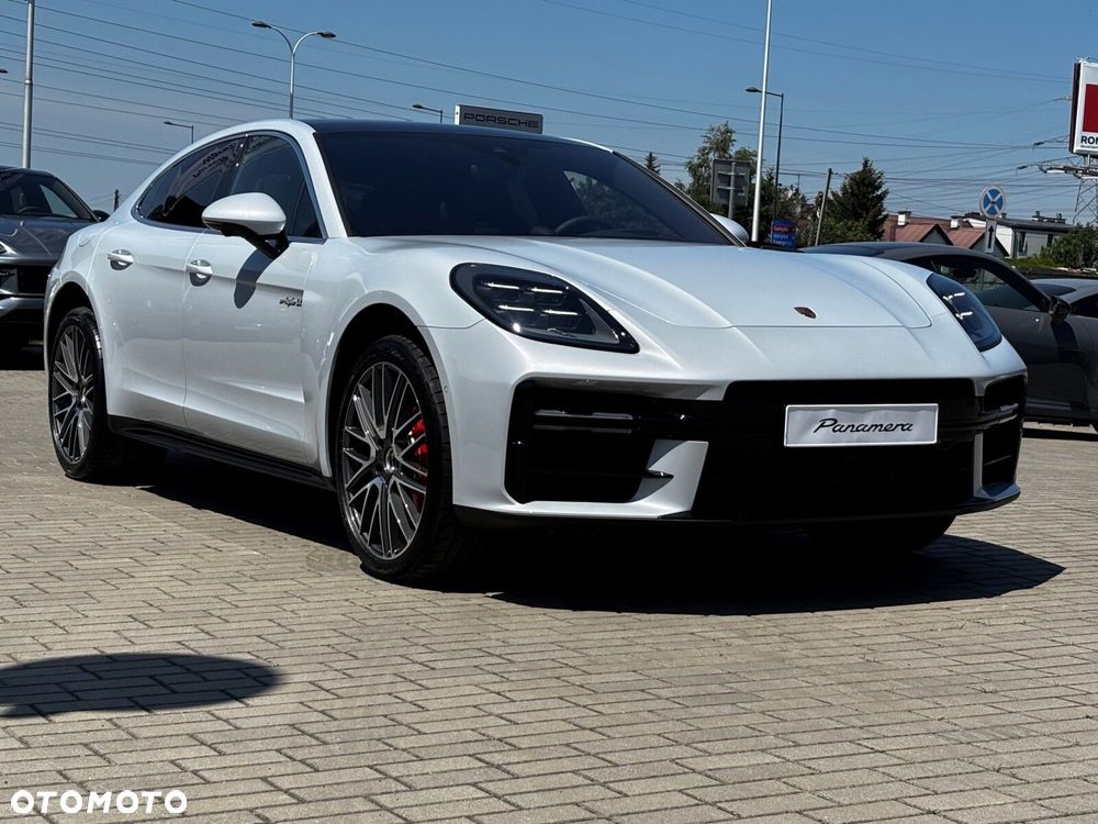 Porsche Panamera - 5