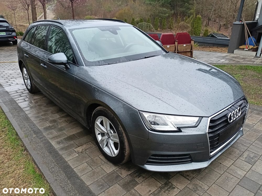 Audi A4 Avant 2.0 TDI - 20