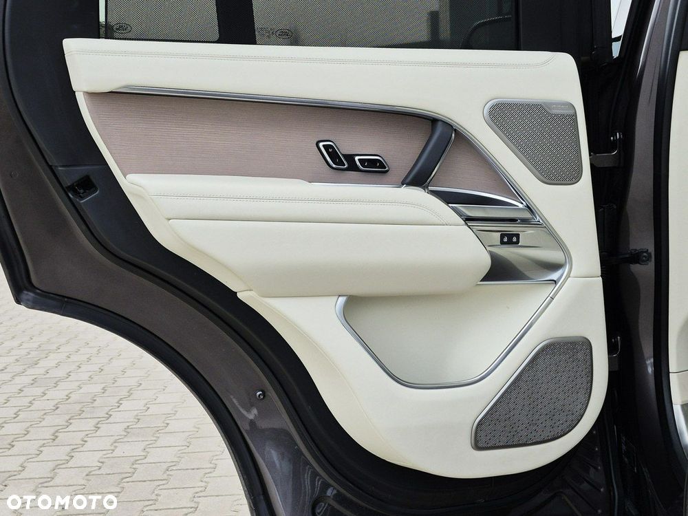 Land Rover Range Rover - 22