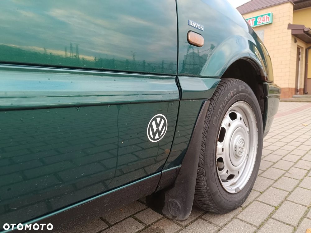 Volkswagen Passat - 19