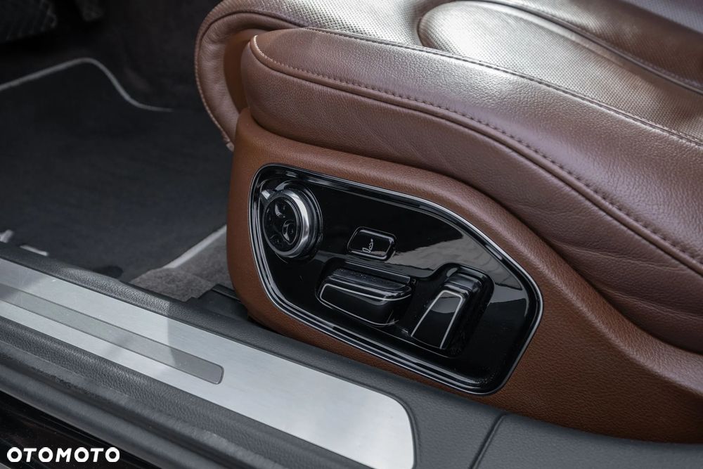 Audi A8 4.2 TDI Quattro - 32