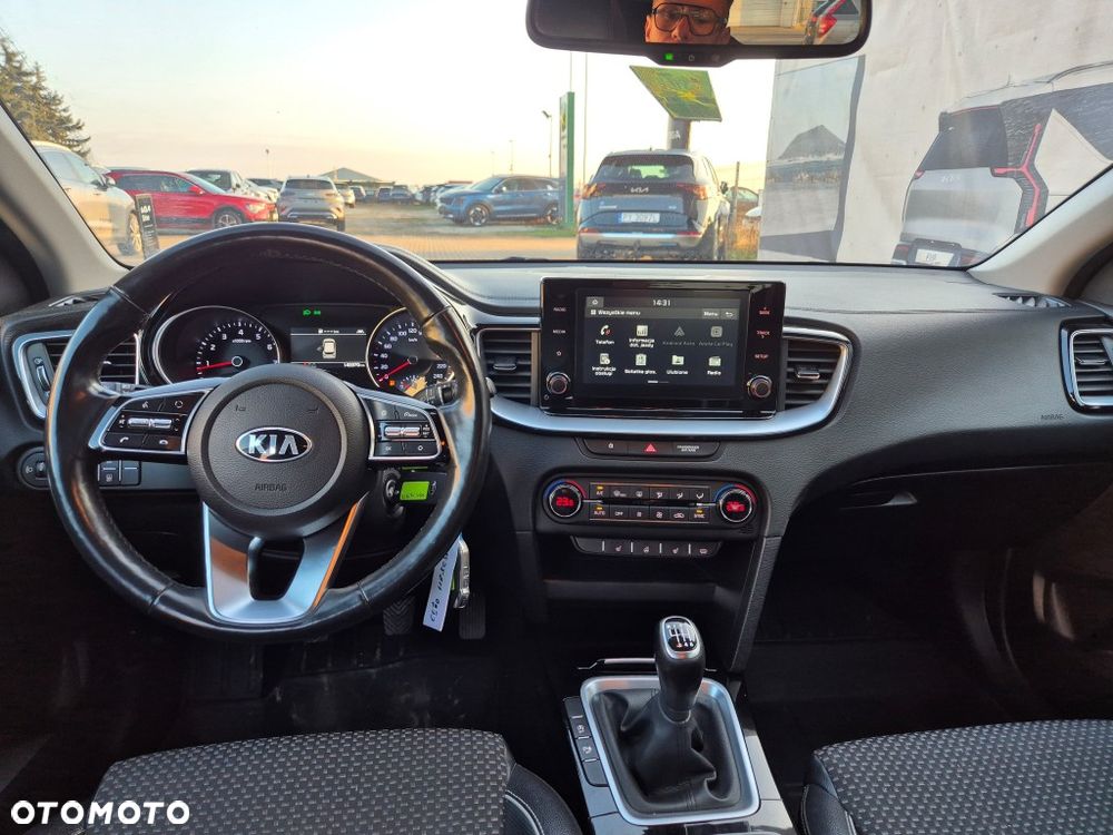 Kia Ceed 1.4 T-GDI L Business Line - 15