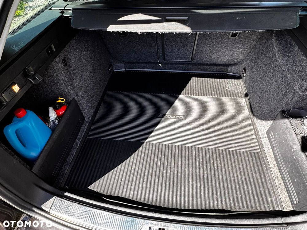Skoda Superb 2.0 TDI Elegance - 6