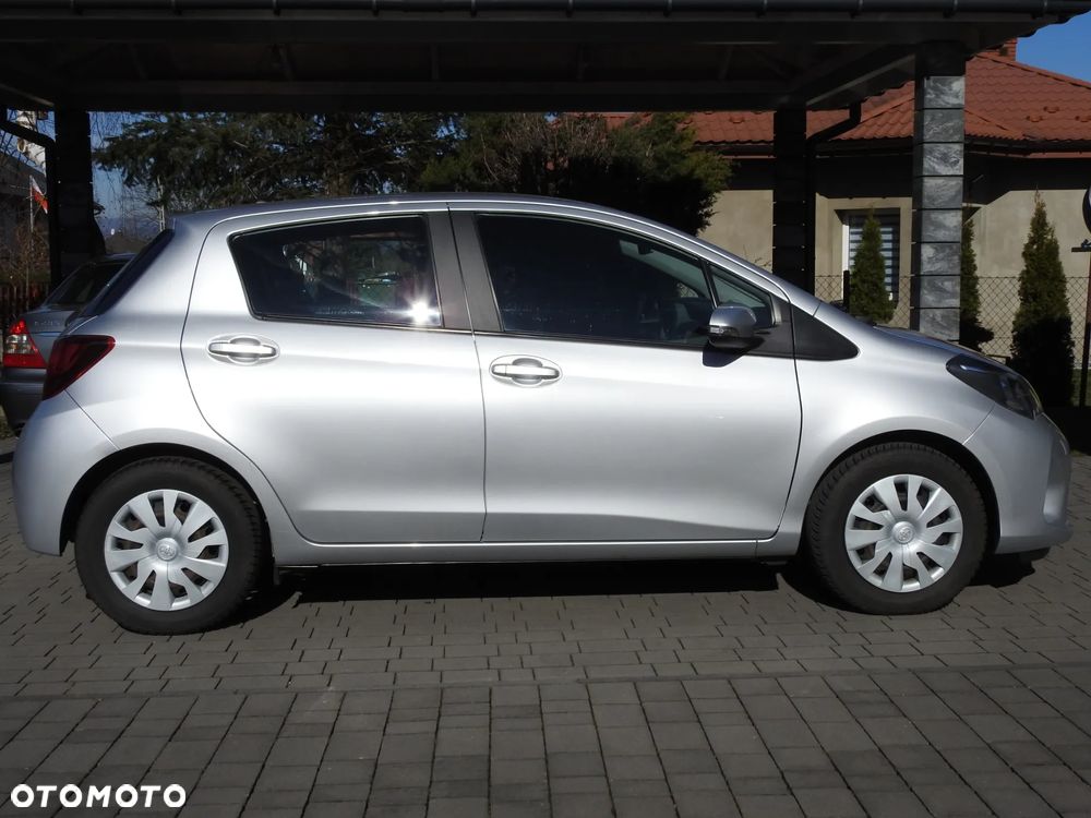 Toyota Yaris 1.0 Active EU6 - 39