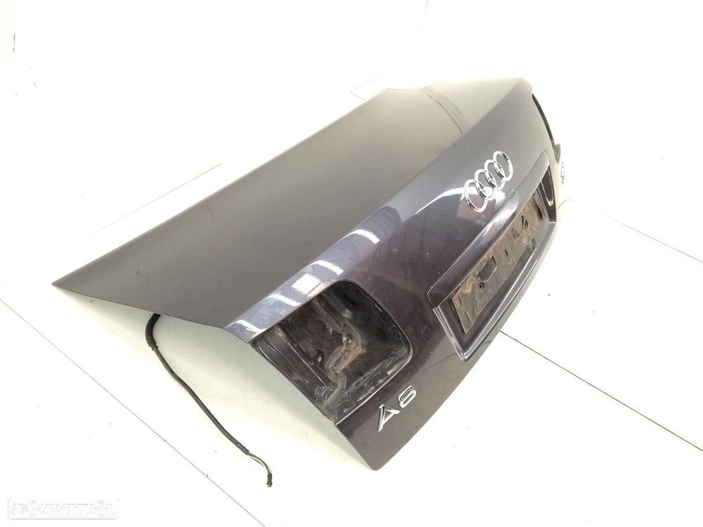 TAMPA MALA AUDI A8 2003 - 2