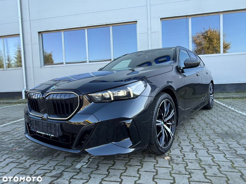 BMW Seria 5 520d xDrive Touring - 6